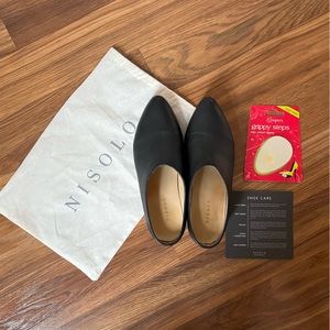 Nisolo mules black leather slides 2018 model women’s size 7.5